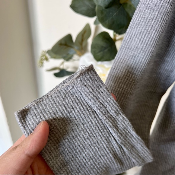 🖤 Urban Outfitters Scoop Neck Long Sleeve - Picture 9 of 12